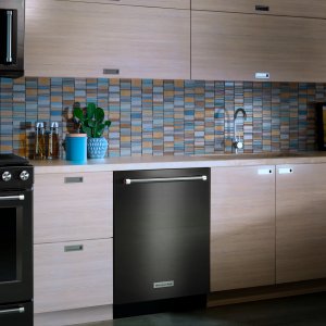 KitchenAid KDTE254EBL dishwasher installed